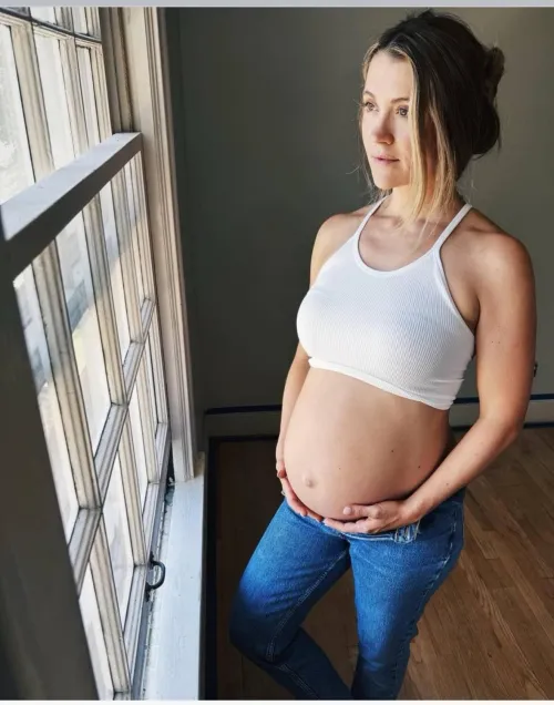 She can’t hide them 