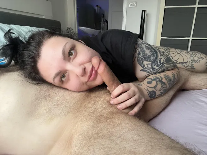 Wholesome, lazy afternoon blowjobs are underrated 