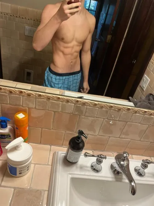 [18] How am i looking?