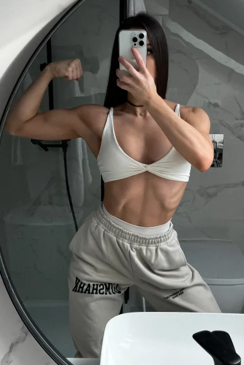 abs and biceps flexing (oc)