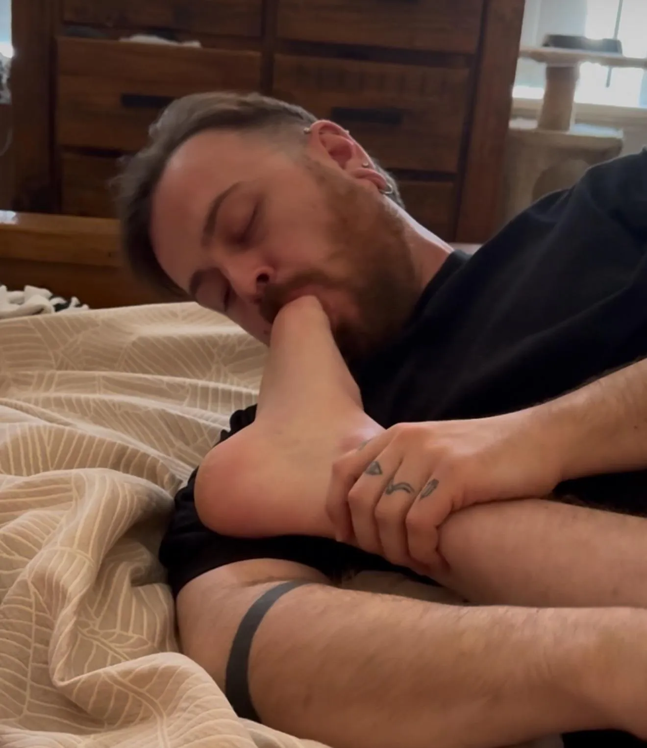 Foot Massage, Worship and Relaxation Services for Men