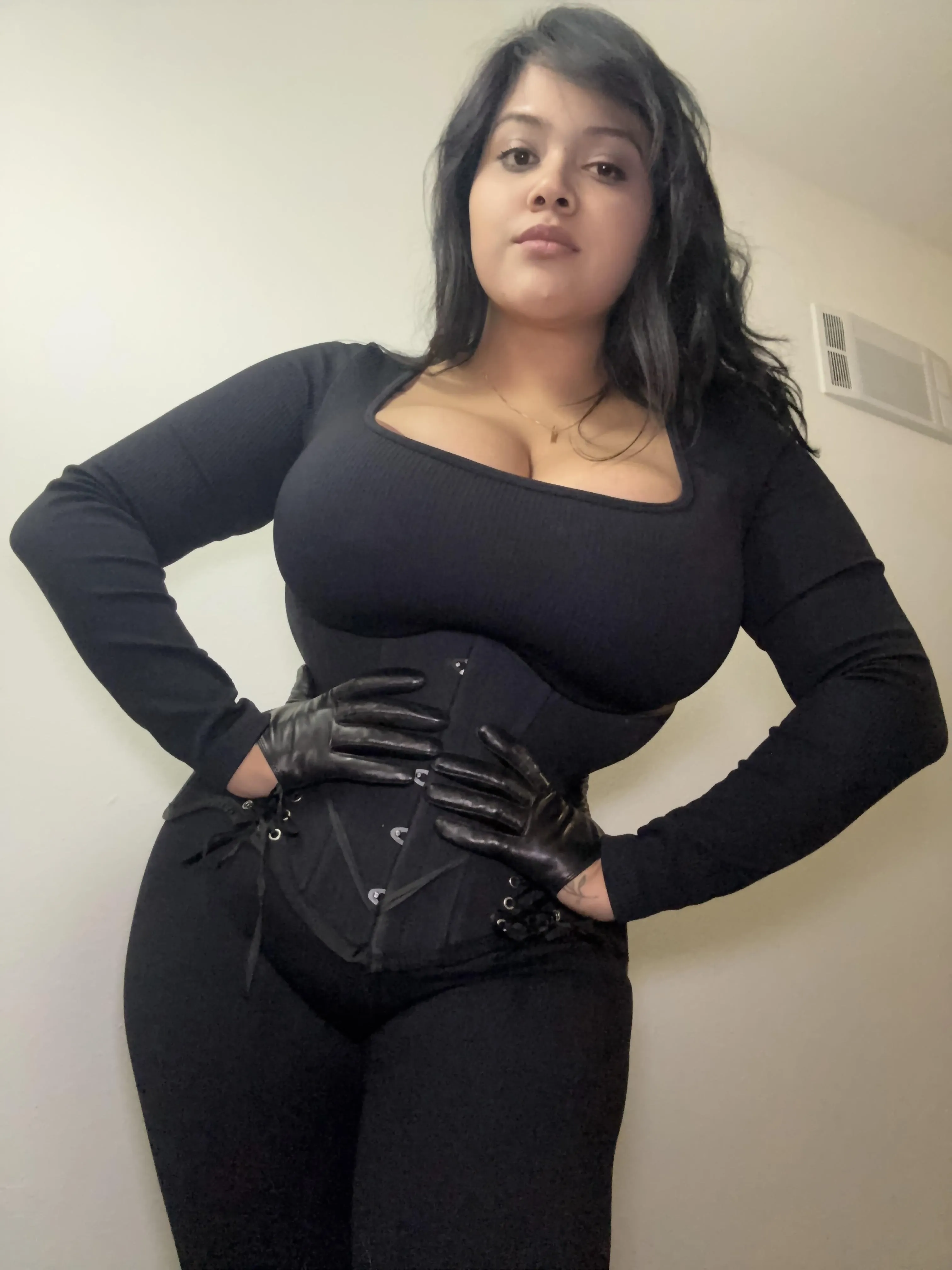 I love the smell of leather 