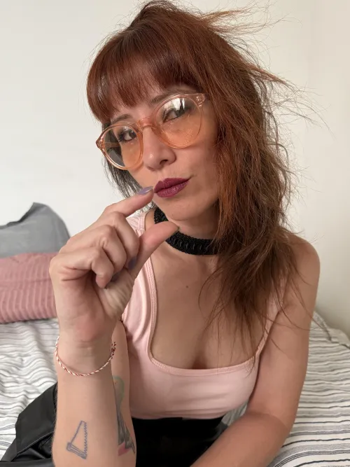 I'm amused by small cocks like your brain.. The perfect time to make me smile has come 