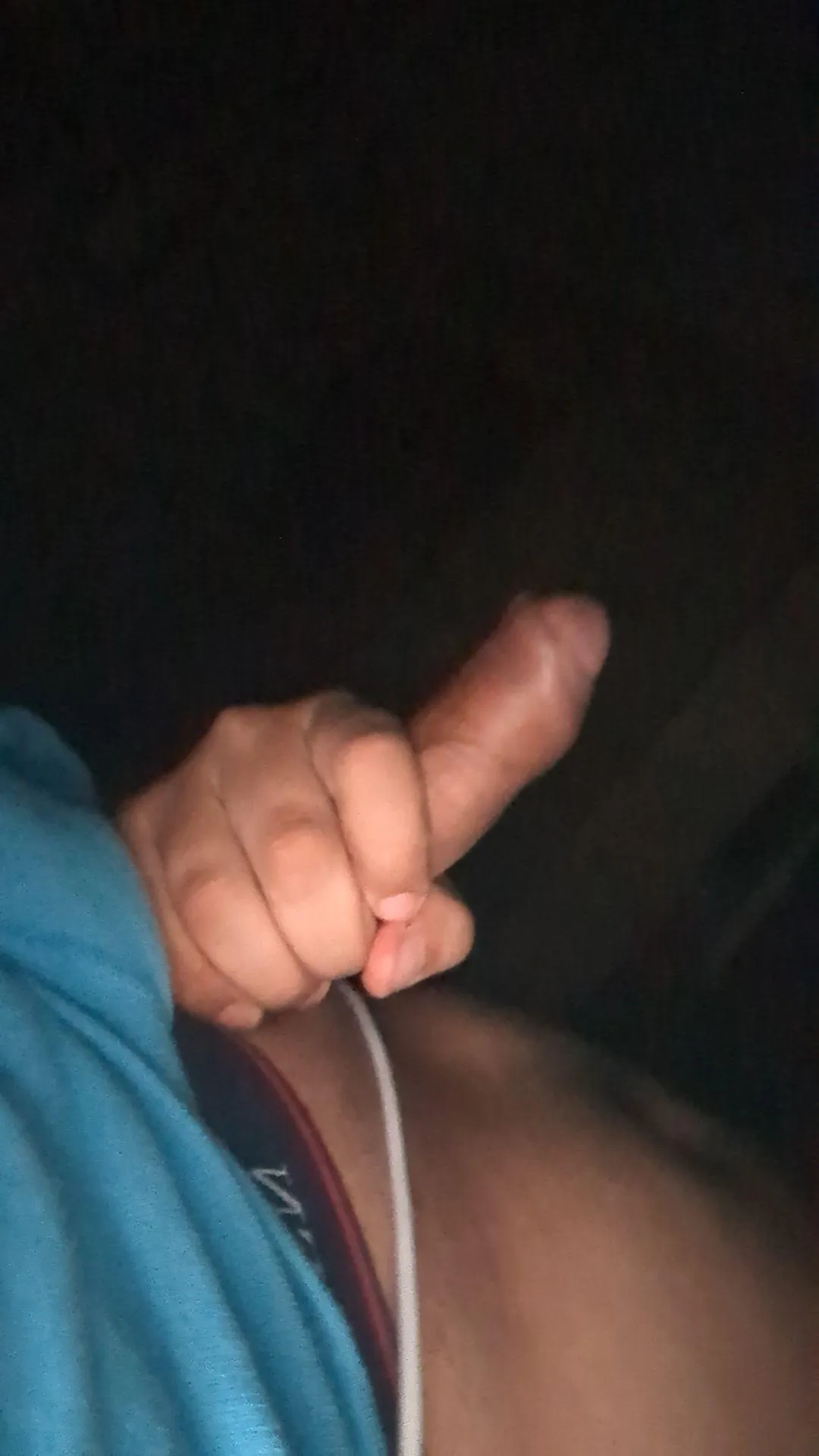 Looking to meeting up with some f for some fun this weekend dm if interested 