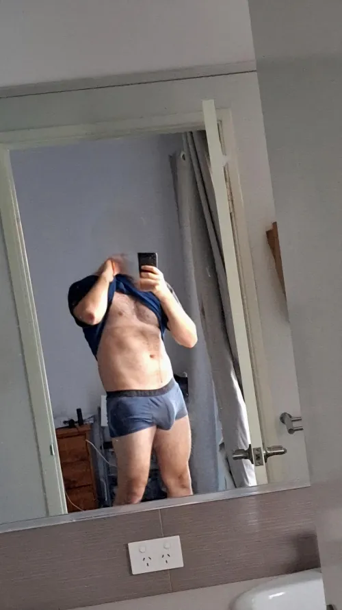 (M) Looking for a little head, I've seemed to have lost mine..