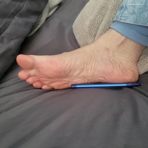 Size 11 big feet to crush with