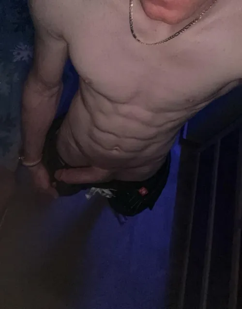 [19] anyone like hockey bros?