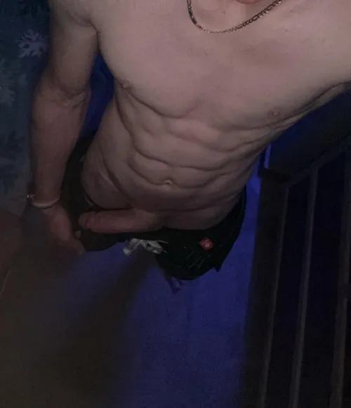 [19] anyone play hockey?