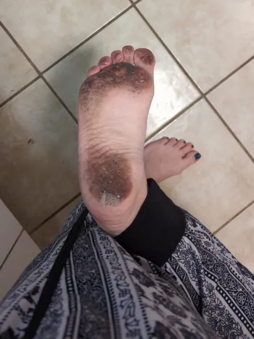 GF just texted me this and told me to come lick them clean. 