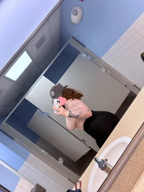 how do we feel about tatted women? 