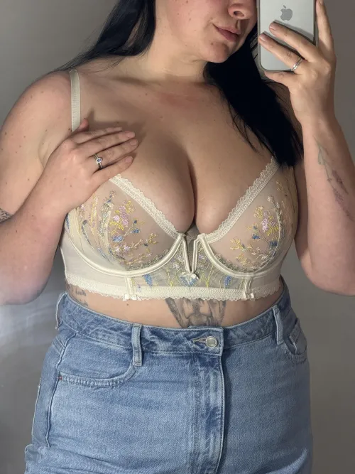 I love the way this one hugs me 