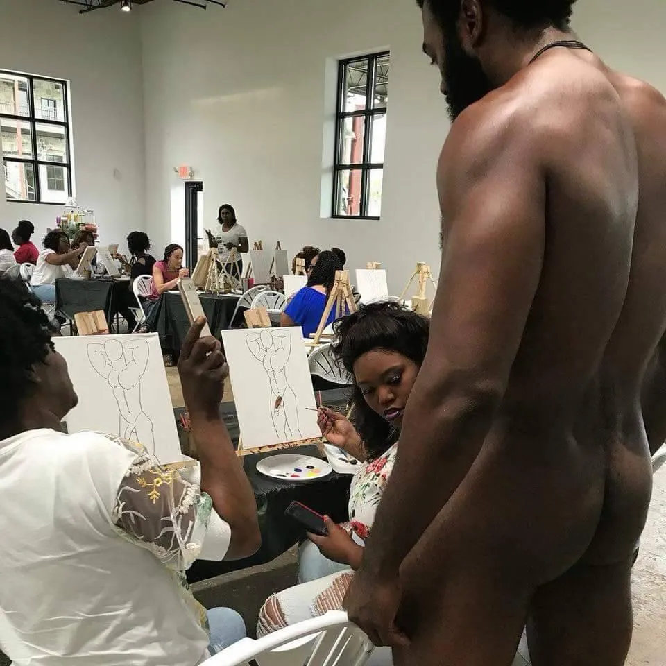 Ladies figure drawing class