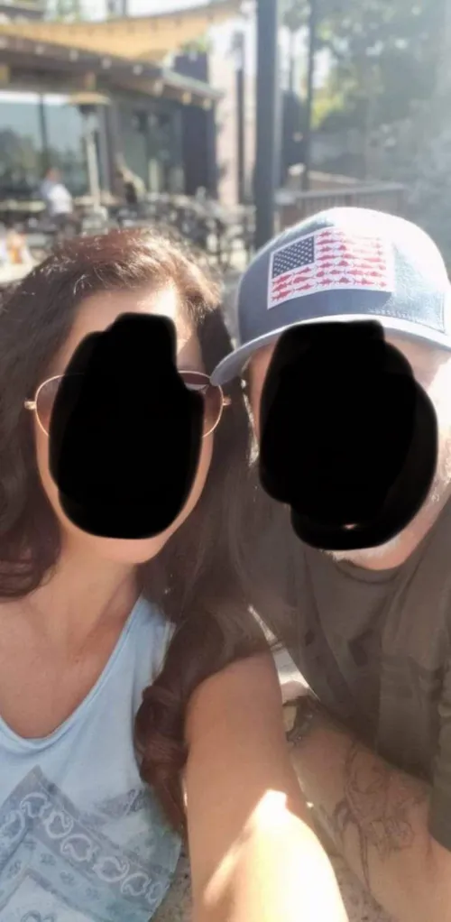 [MF4MF] hiking, naked sunbathing, cold water, who wants to join us on Saturday for a hike?