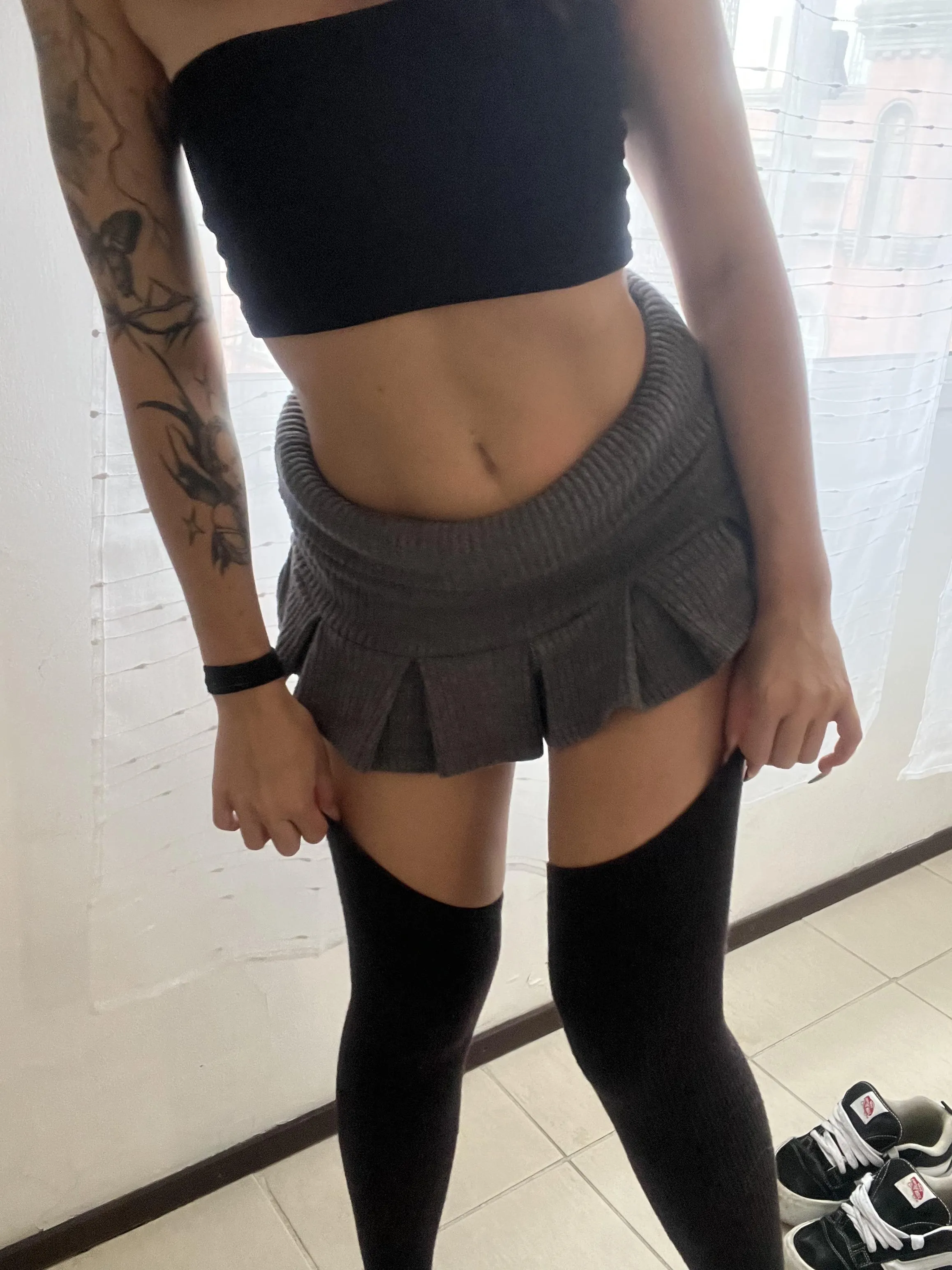 My legs look skinnier in black