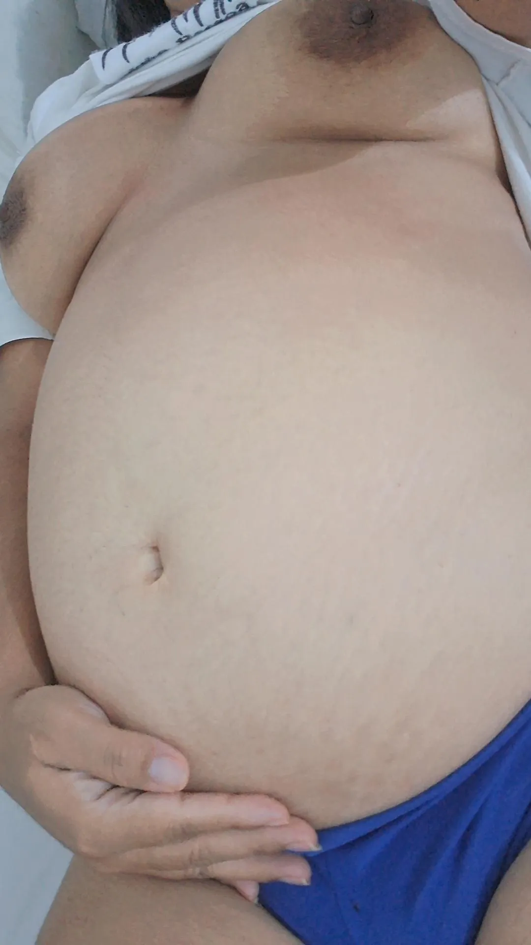 My pregnancy has me very hot