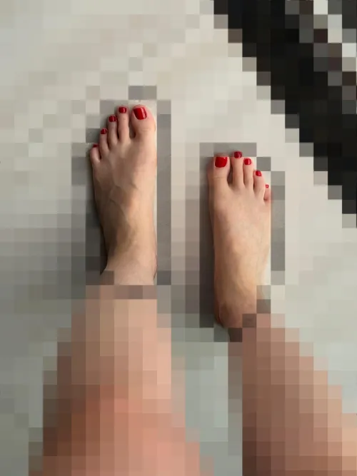 My red toes when I woke up, what do you think of them?