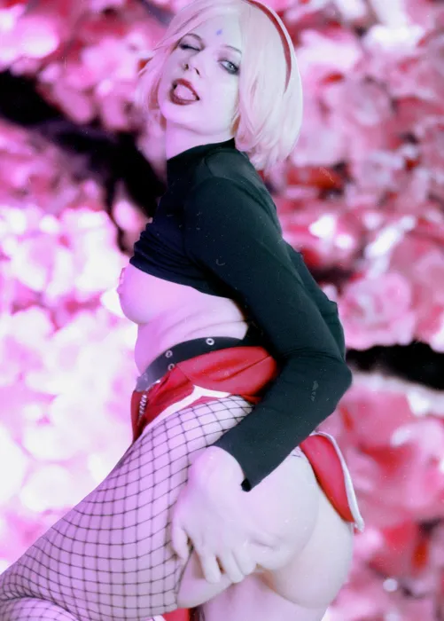 Sakura Haruno from Naruto Shippuden cosplay by Ave Ria