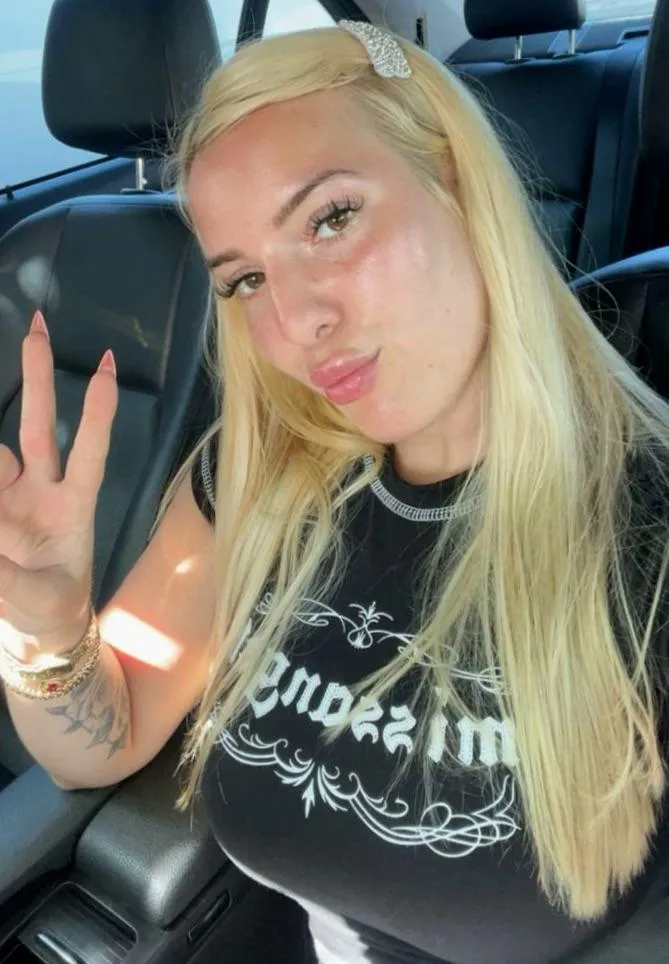 Would you smash or smash on an NC Hotwife