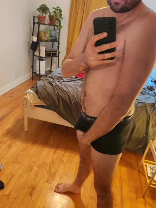 30 man looking for boy 