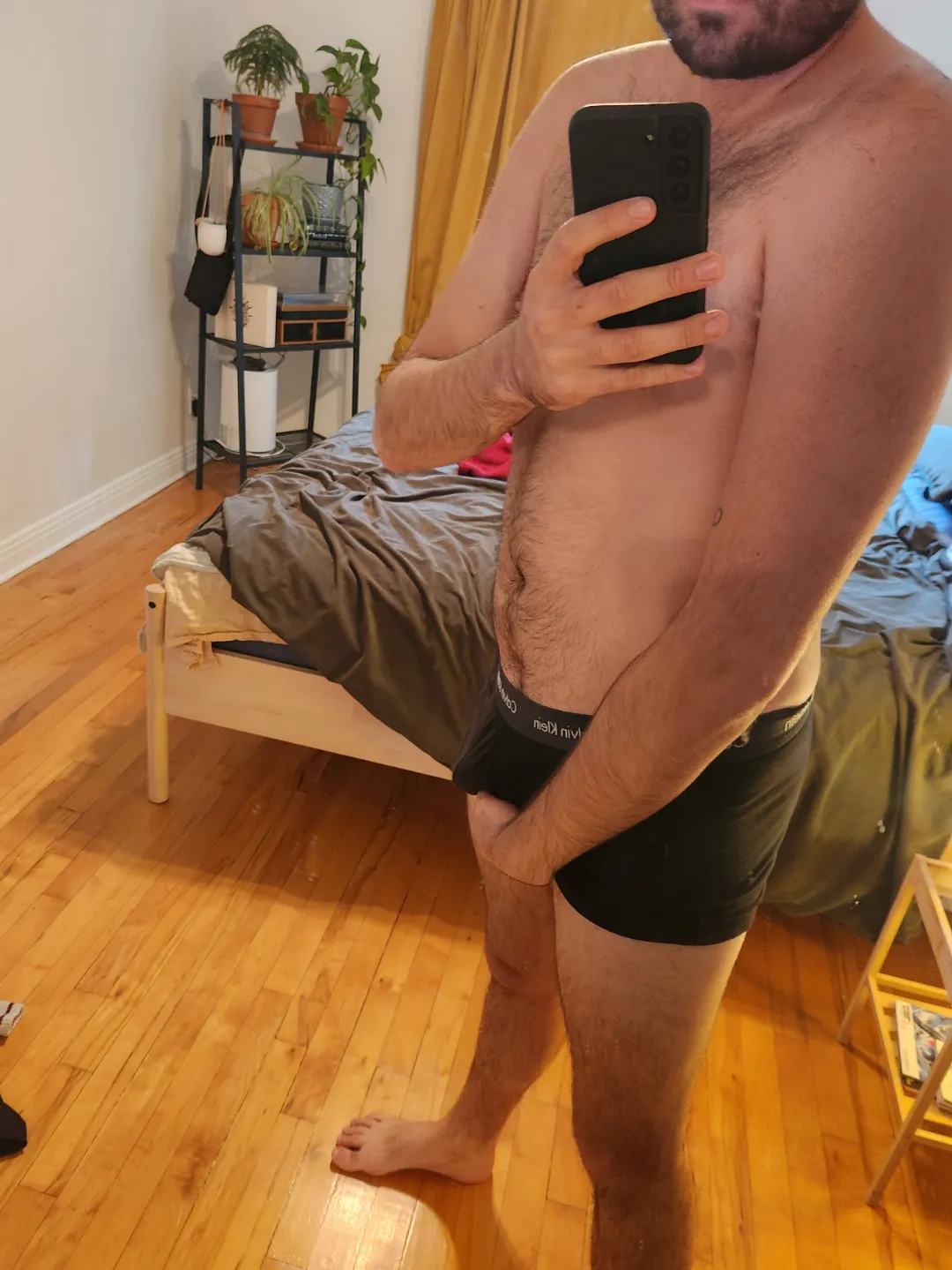 30 man looking for boy 