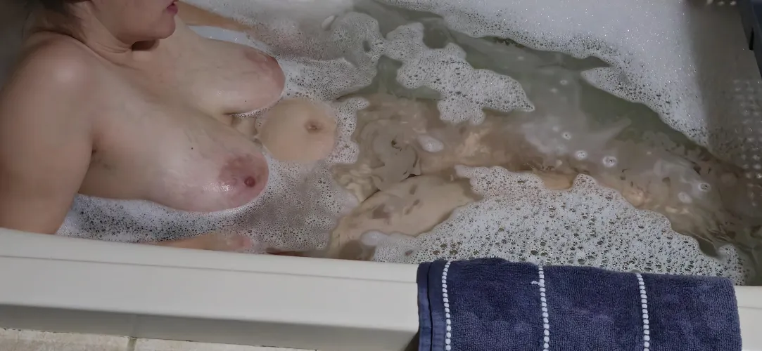 After 43 years of living showing off on reddit is the new kink