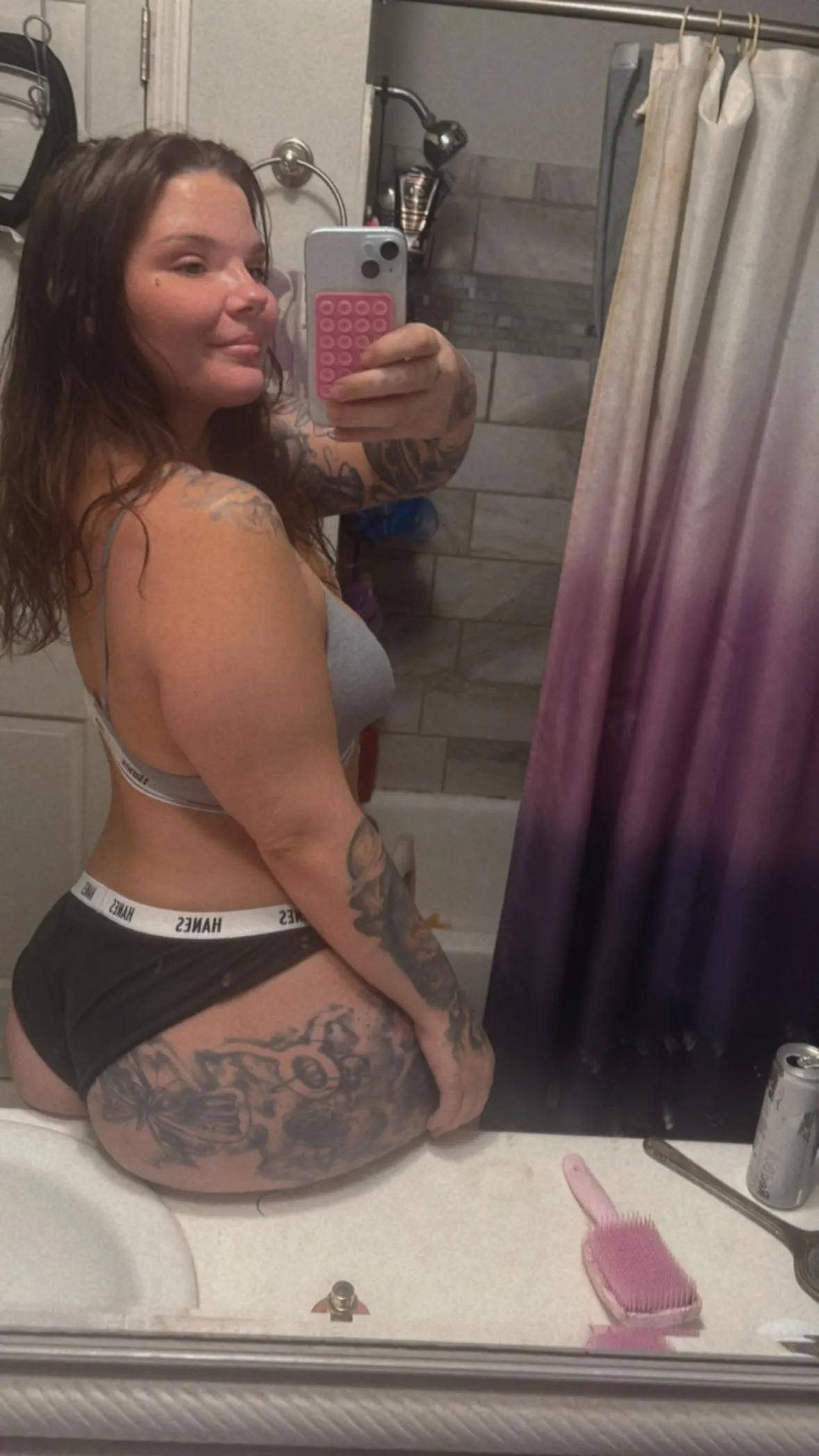 Anyone down to make content together? Willing to travel .  18f