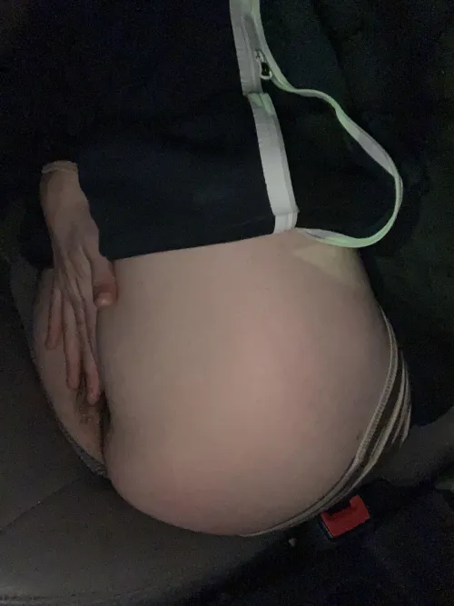 f4M anyone down like rn?