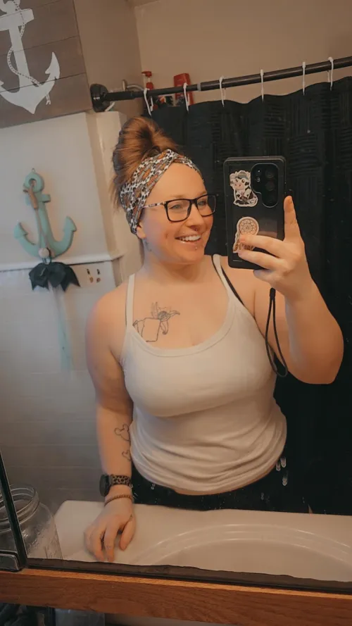 Helloooo 28 ;) breedable? 