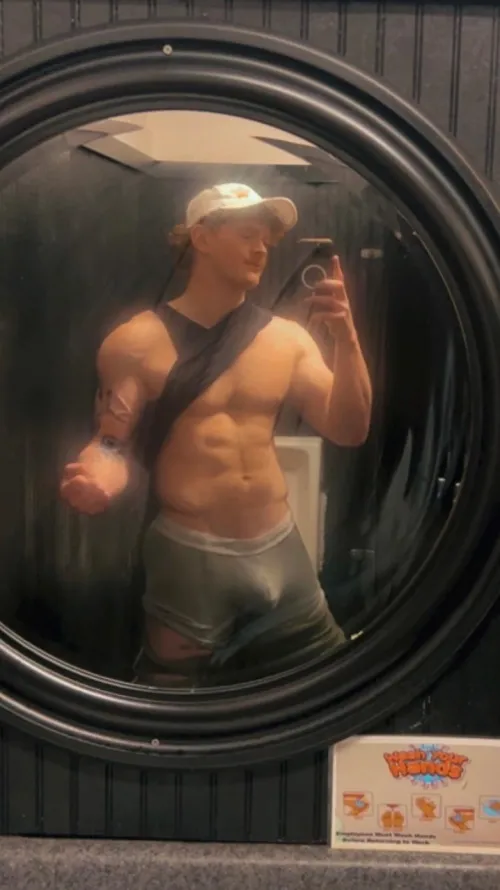 I really need to be sucked (26) help me out?