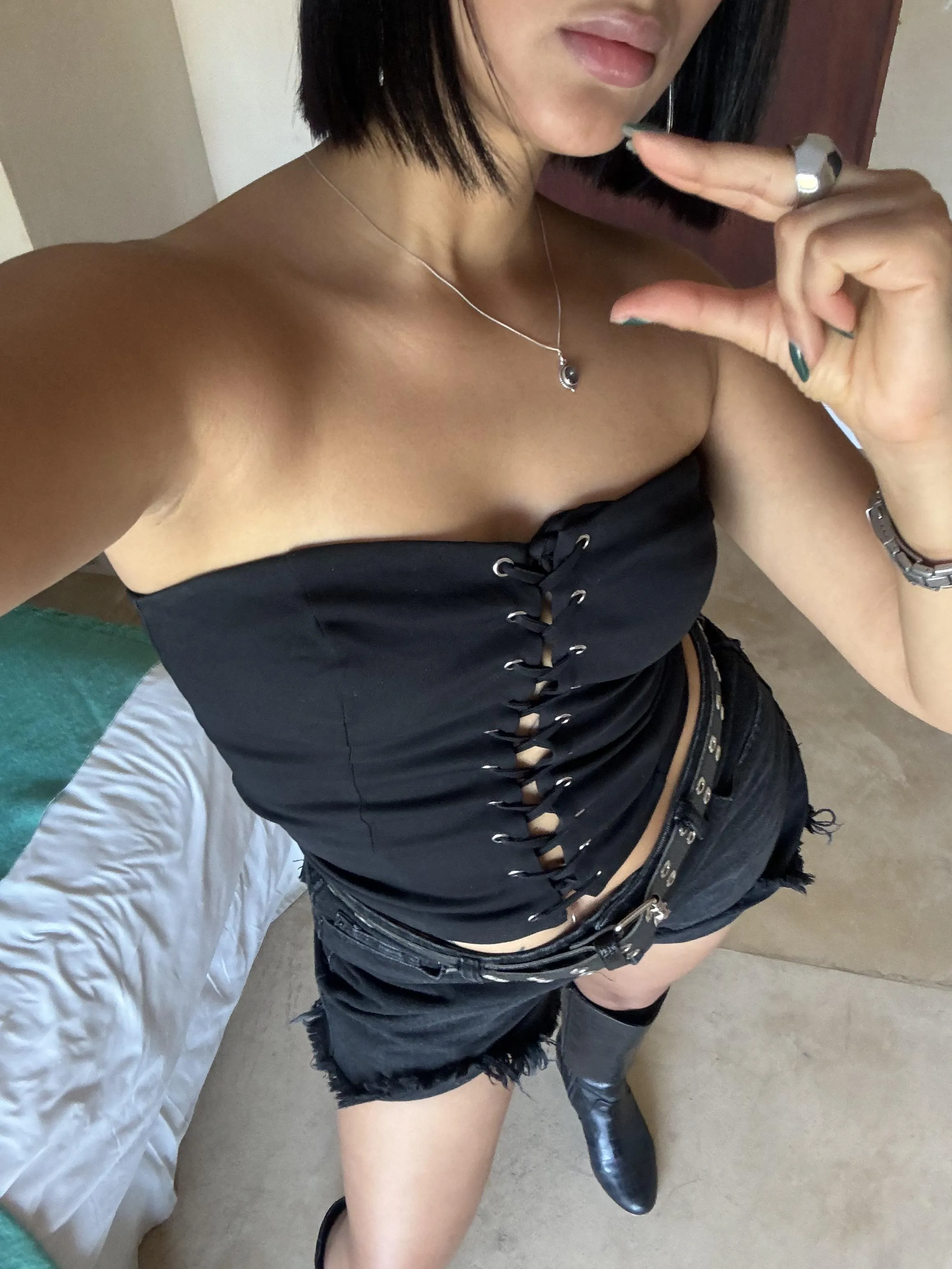 I'll make you so hard and make you eat all your cum 