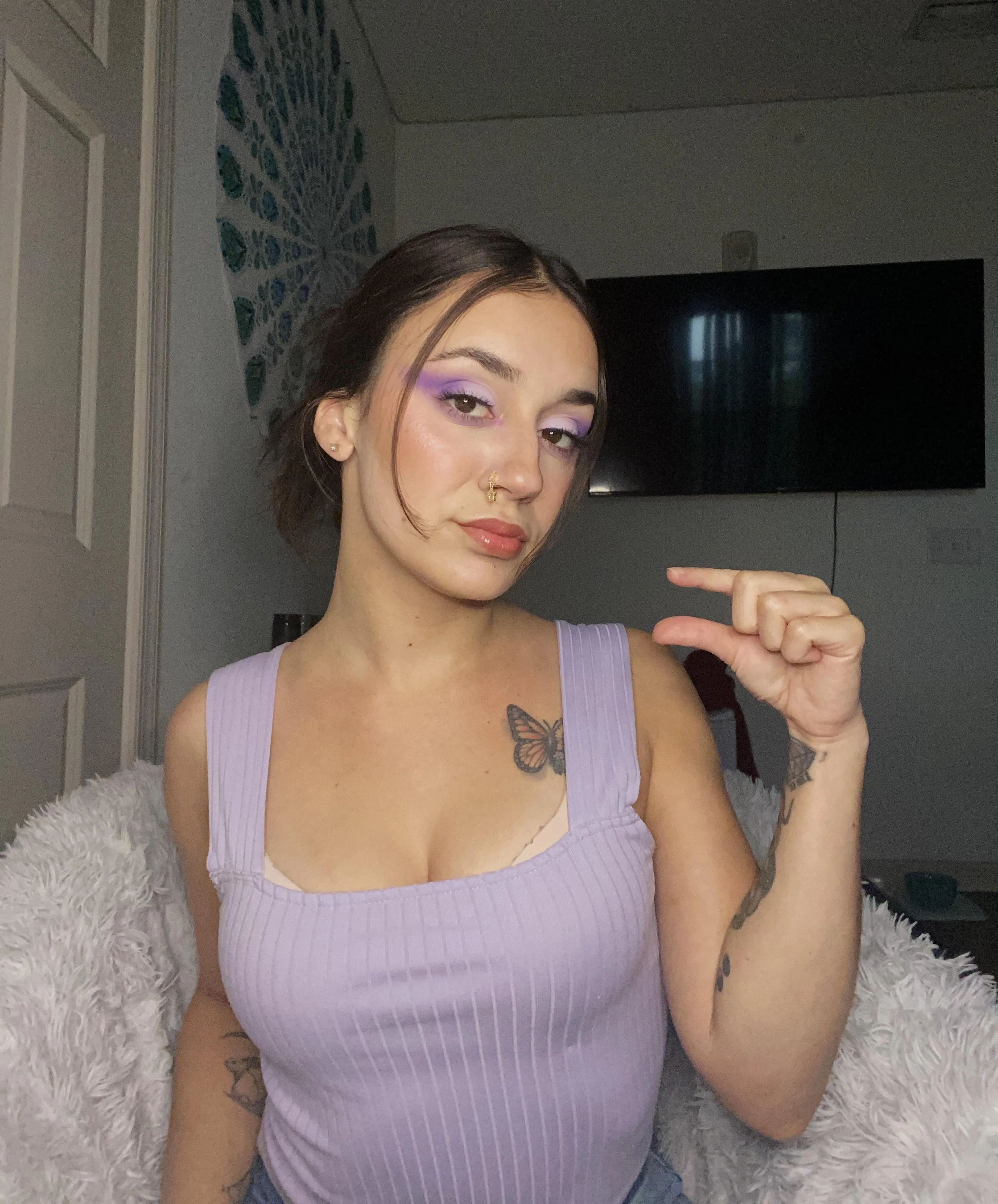 Keep that worm dick far away from me 