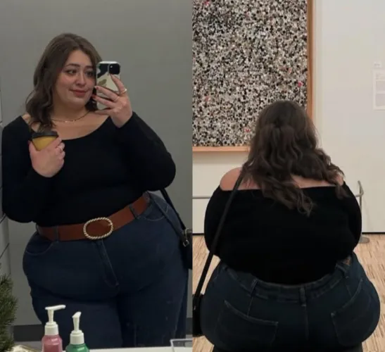 Makes you want to use her lap for a pillow