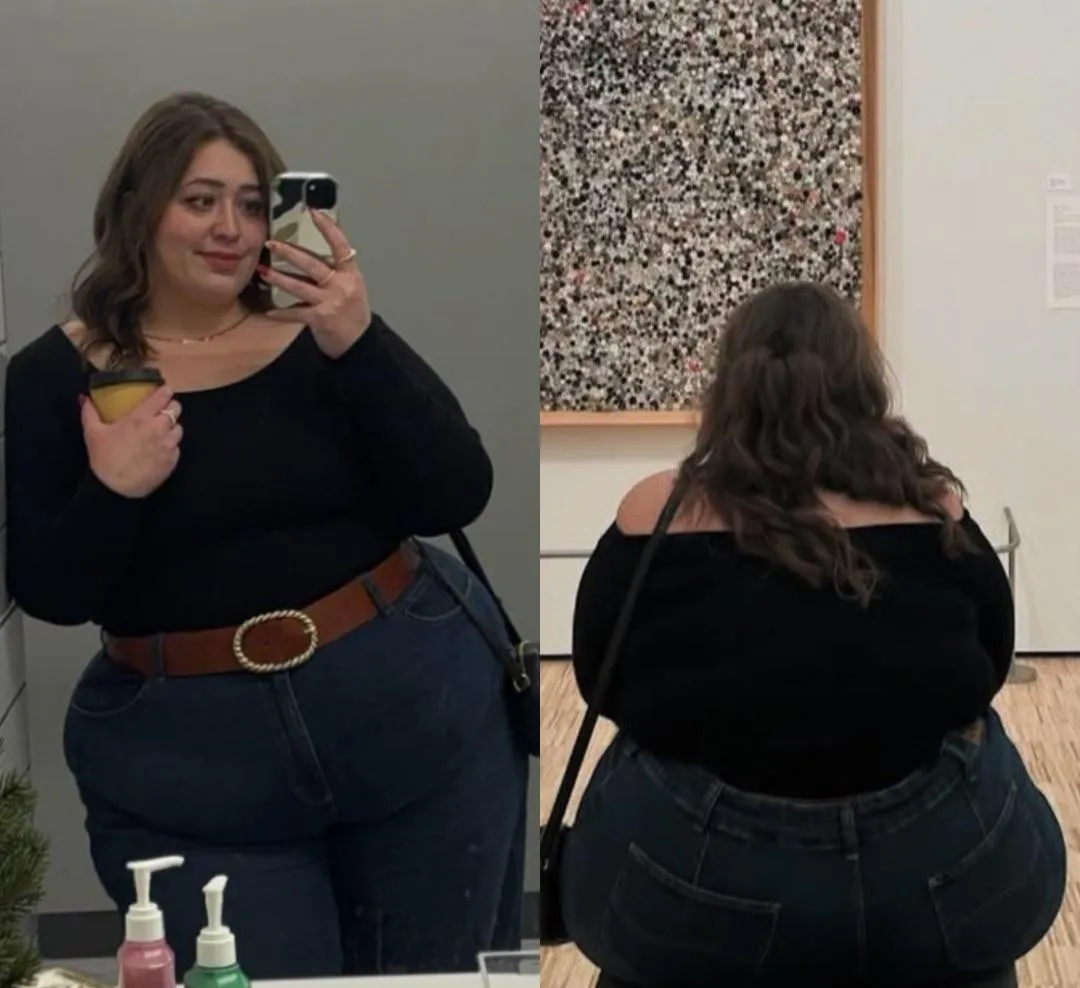 Makes you want to use her lap for a pillow