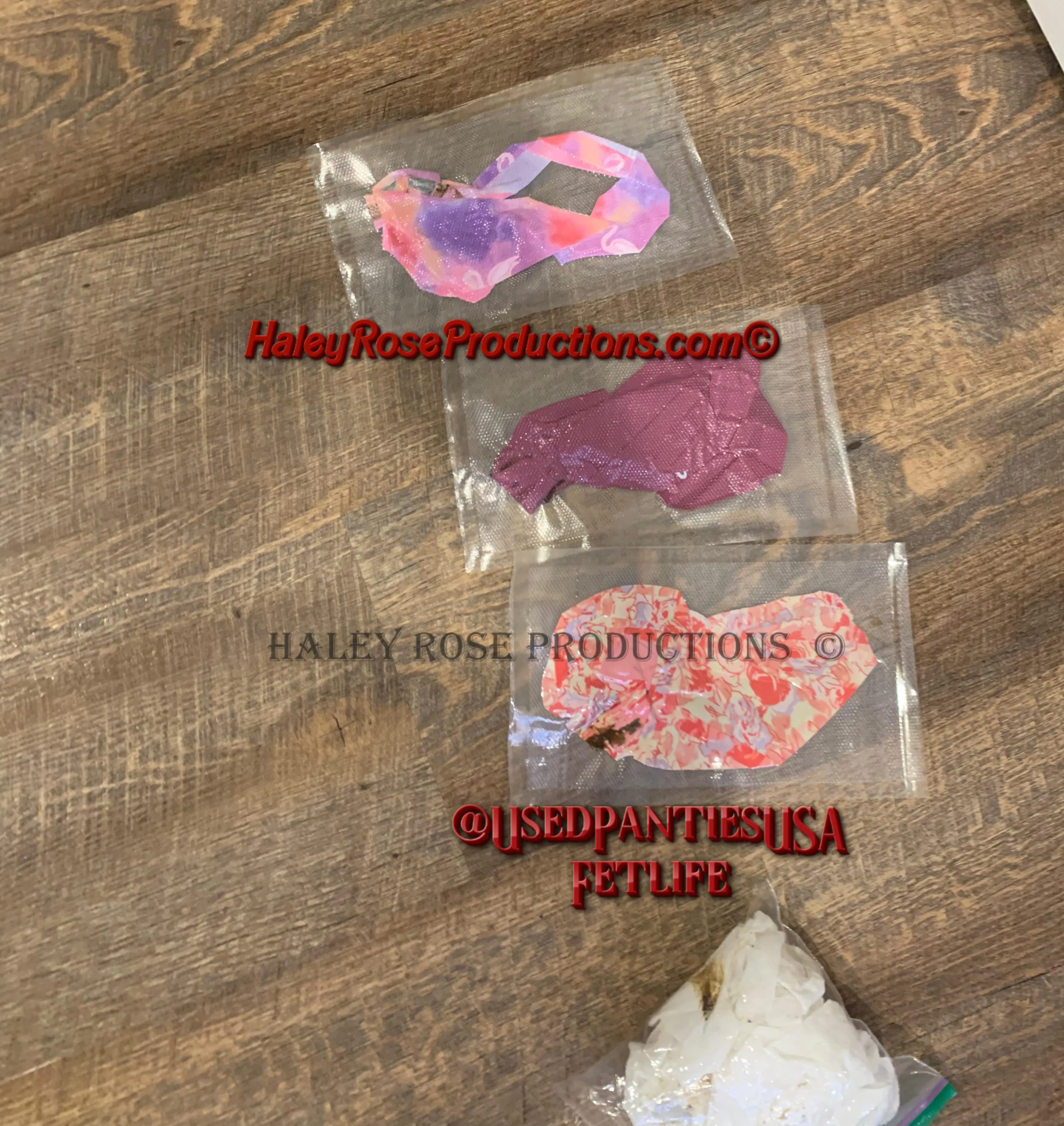 [Selling] Panties, baked goods, toilet slavery videos