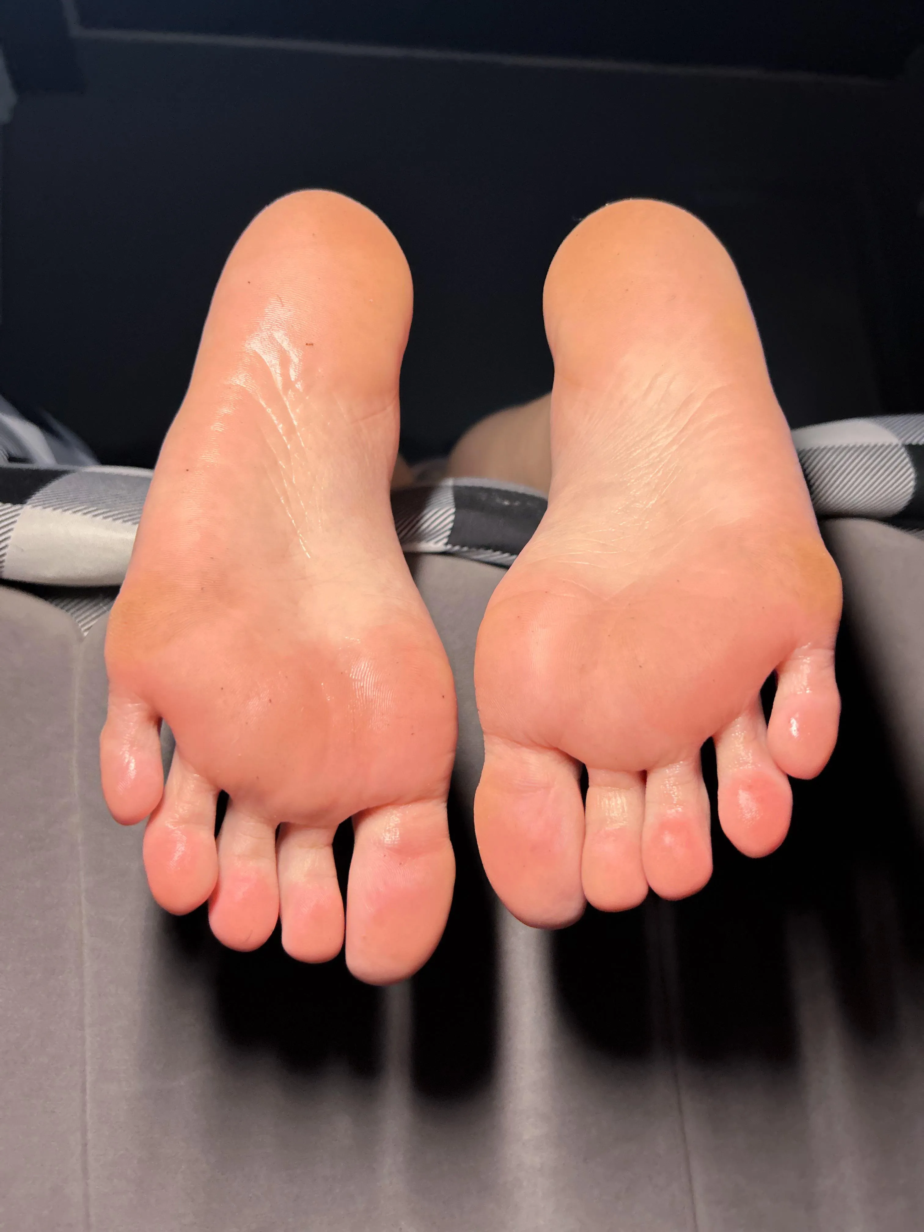 *wiggle wiggles* into your mouth. 