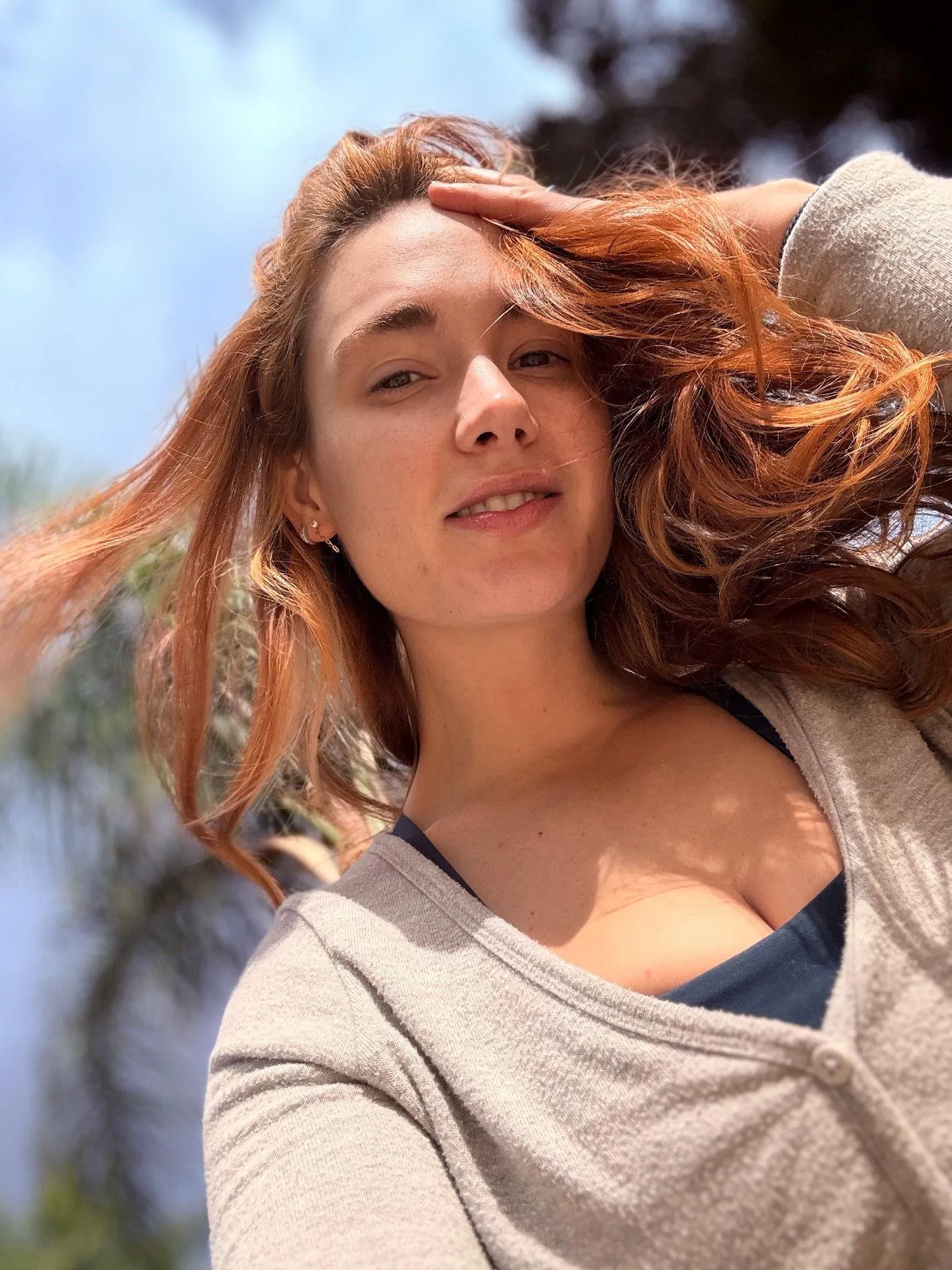 You guys are so nice when I show off my natural face so I'm going to keep doing it