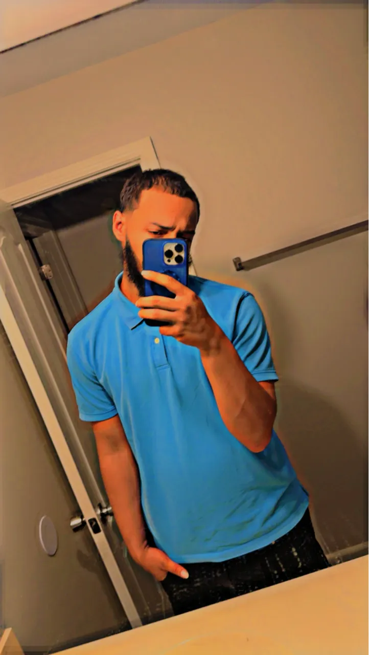 24 [M4F] trying to have fun tonight can host or travel