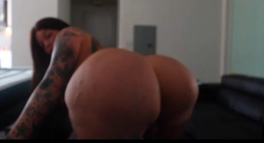 big fat butt valencia hall 