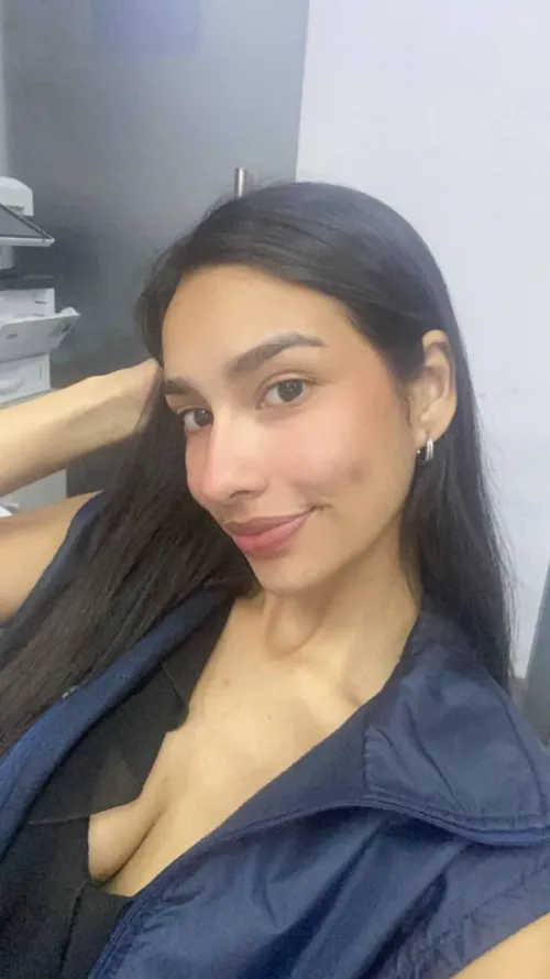 Does this outfit scream ‘I want my boss’