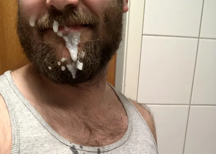 Love it when the scent sticks to the stache 