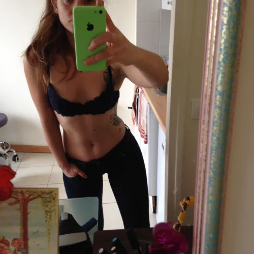 Personne pour me défoncer ce WE ?