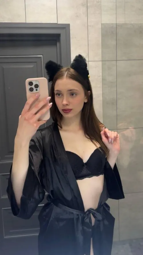 So needy and hungry kitty