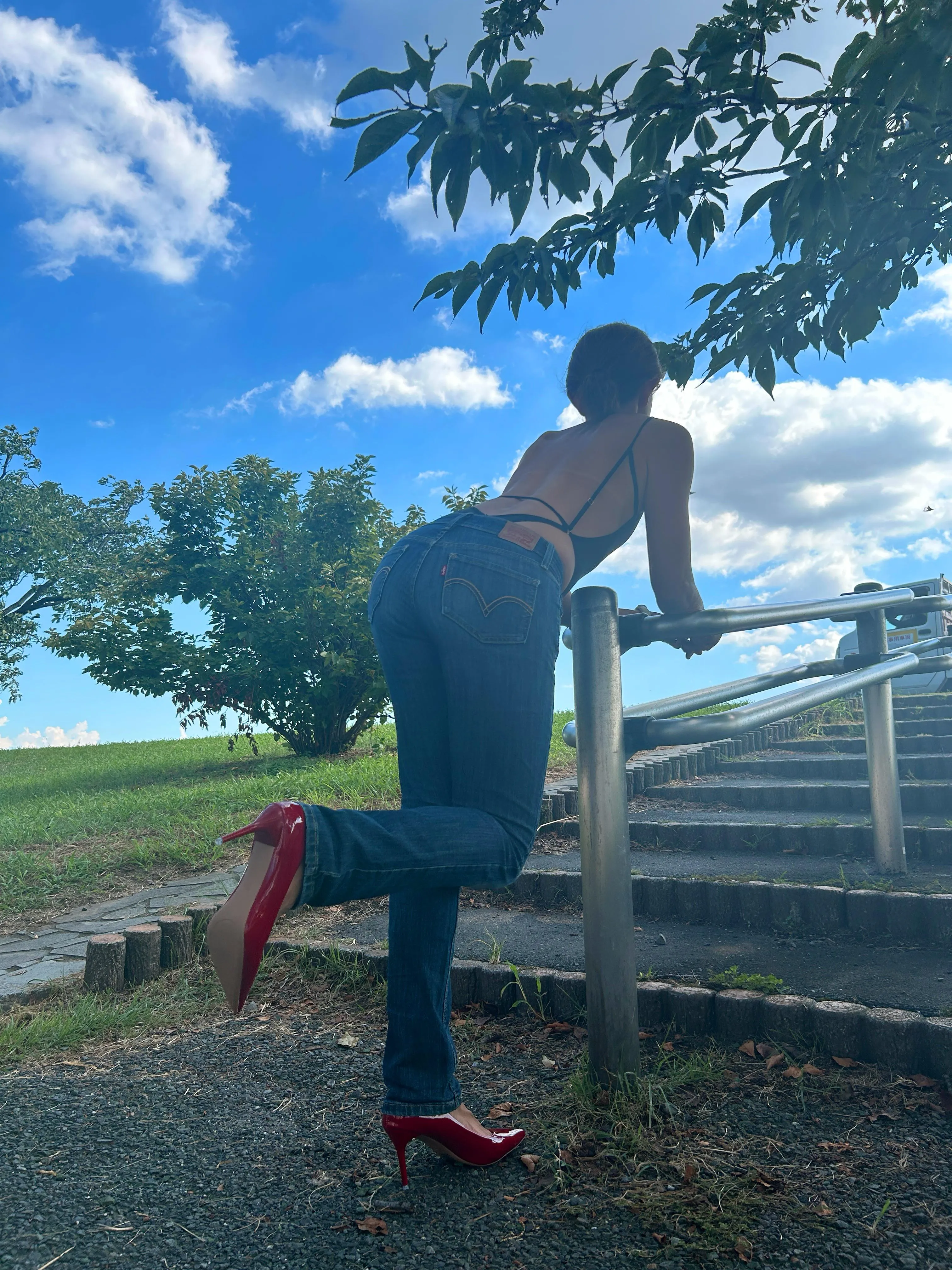 43 yo Japanese mom. Loving my heels 