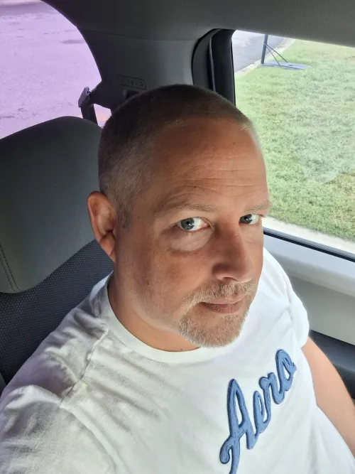 Any ladies free today?