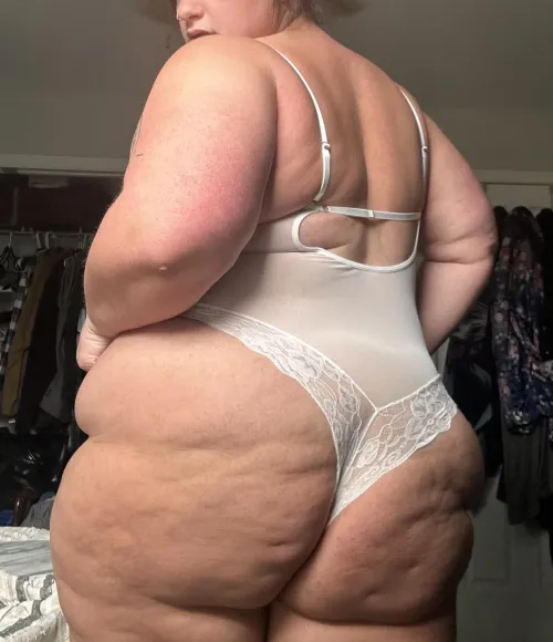 Could you handle all this ass? 