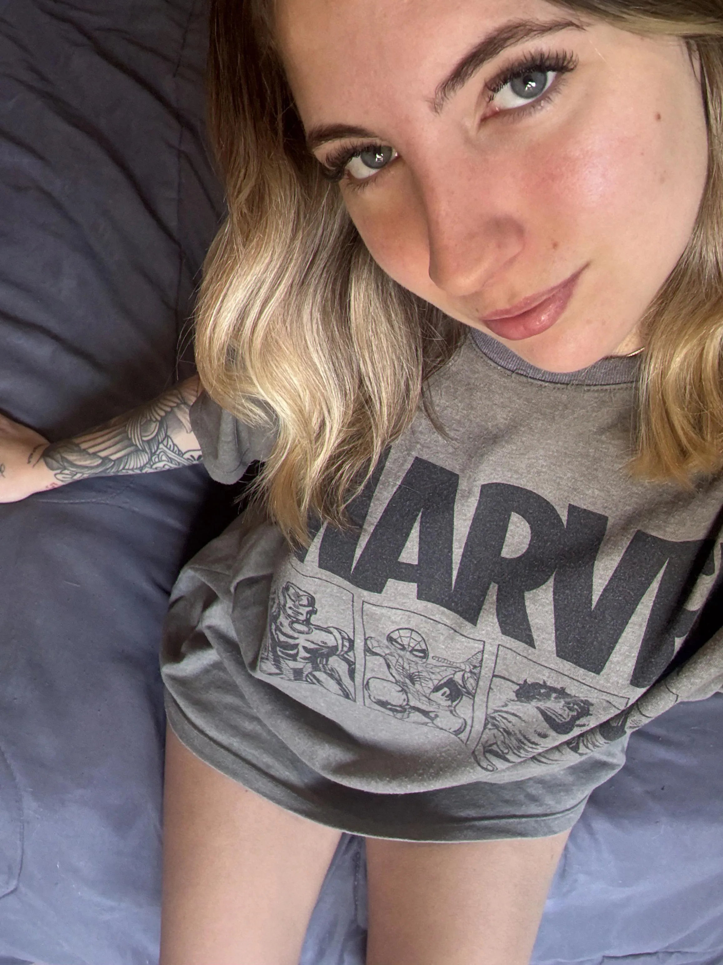 [F] Got the bed all to myself, now all i need is some company