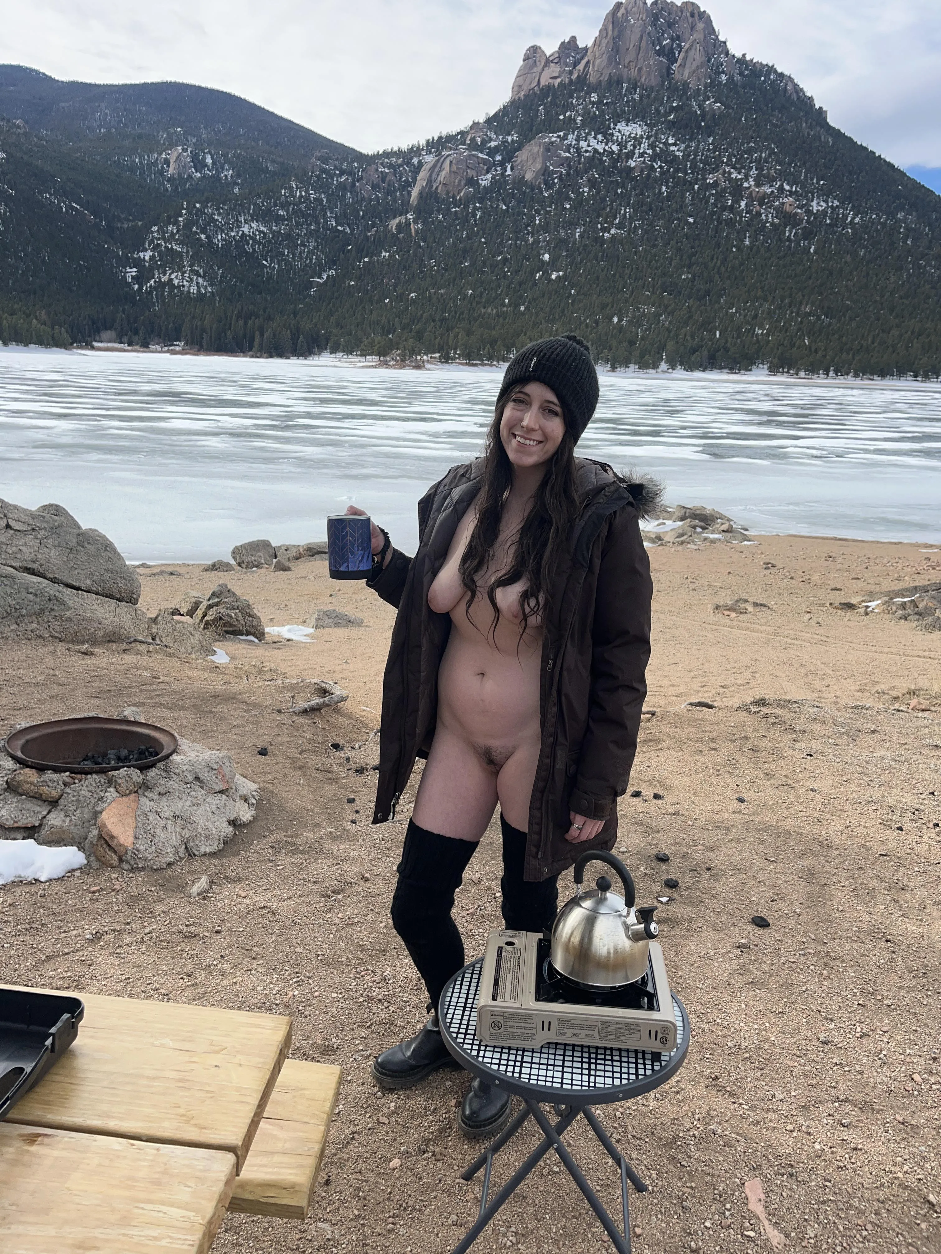 I’d rather be naked 