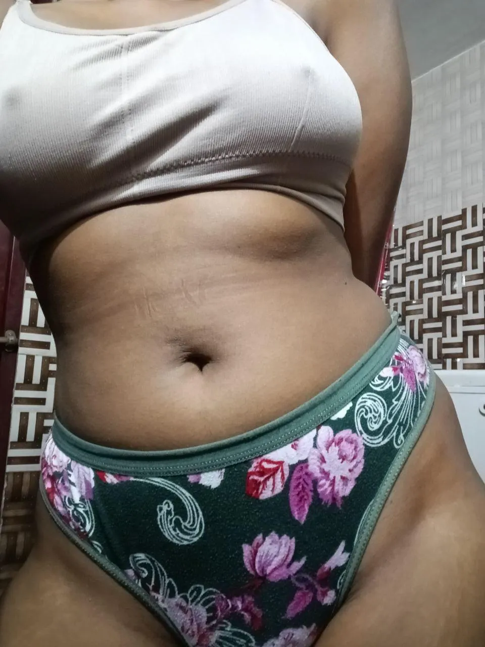 Paid Vedio call available 