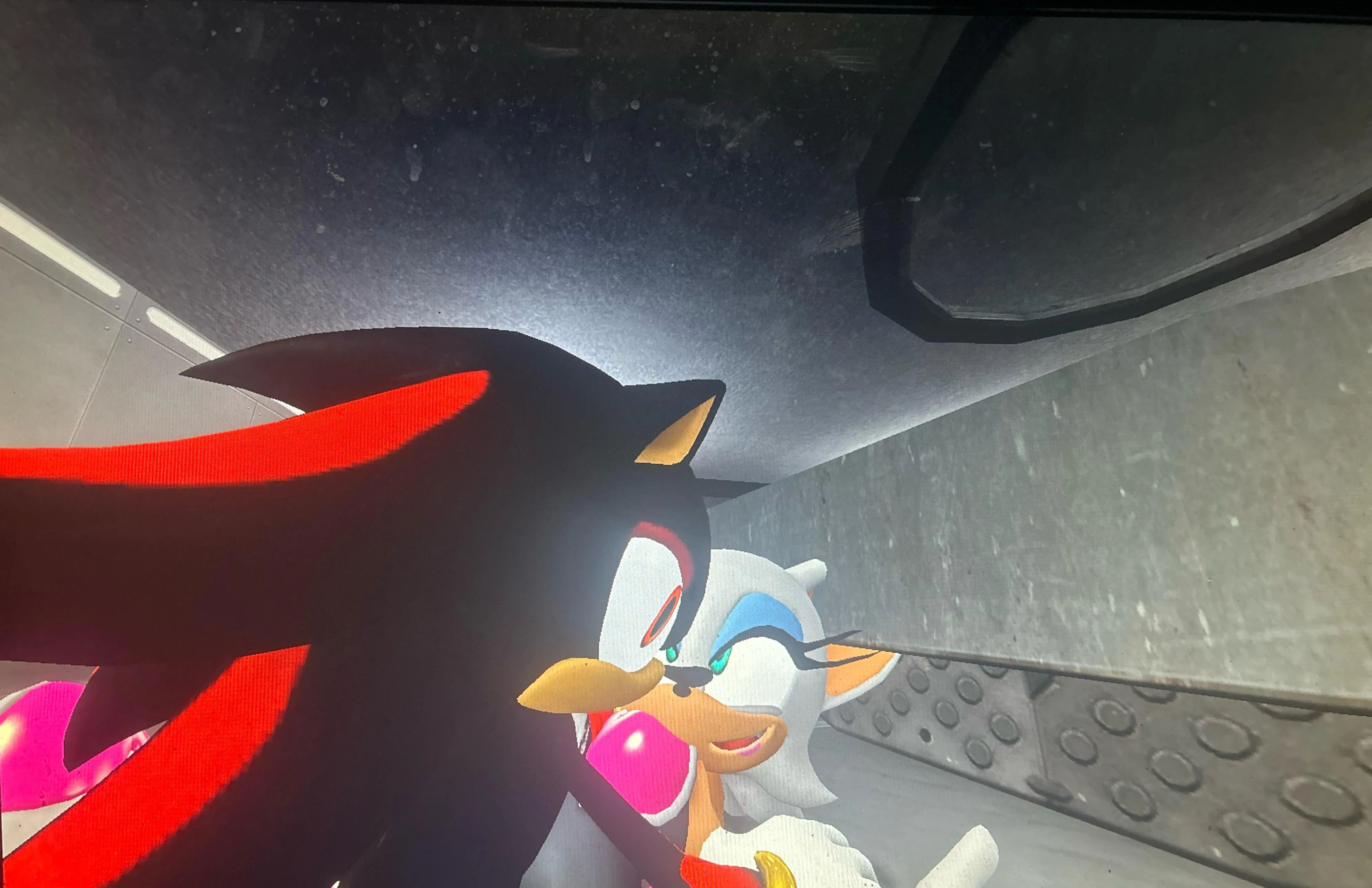 Shadow and rouge