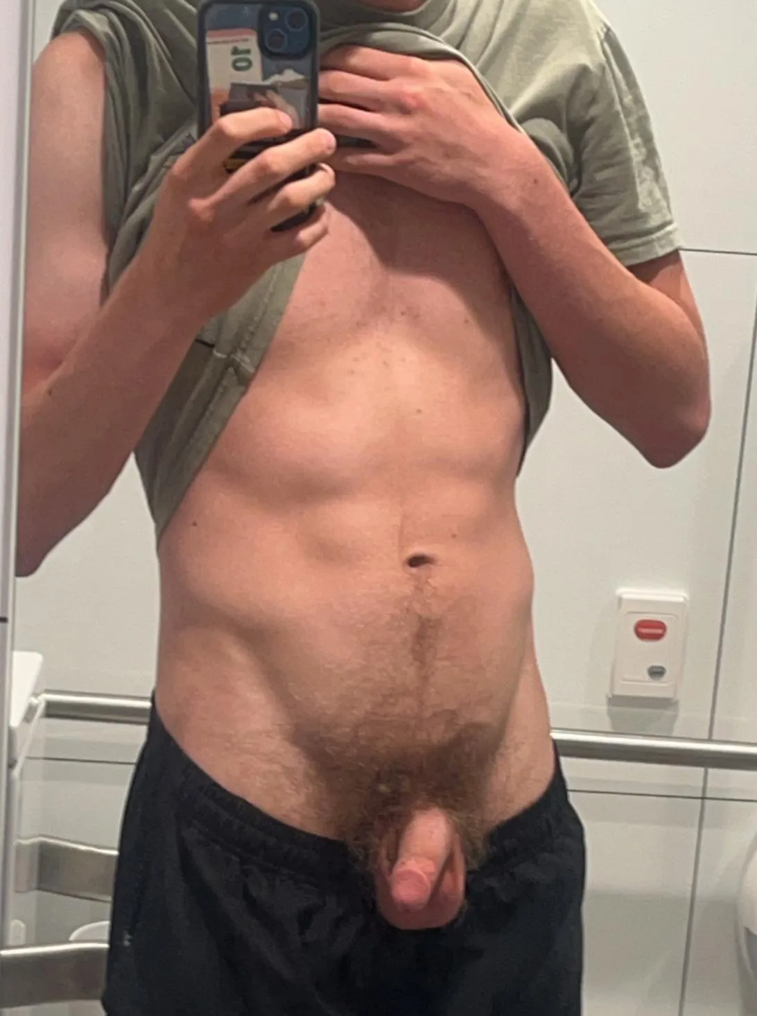 (19) Do the abs make up for it?